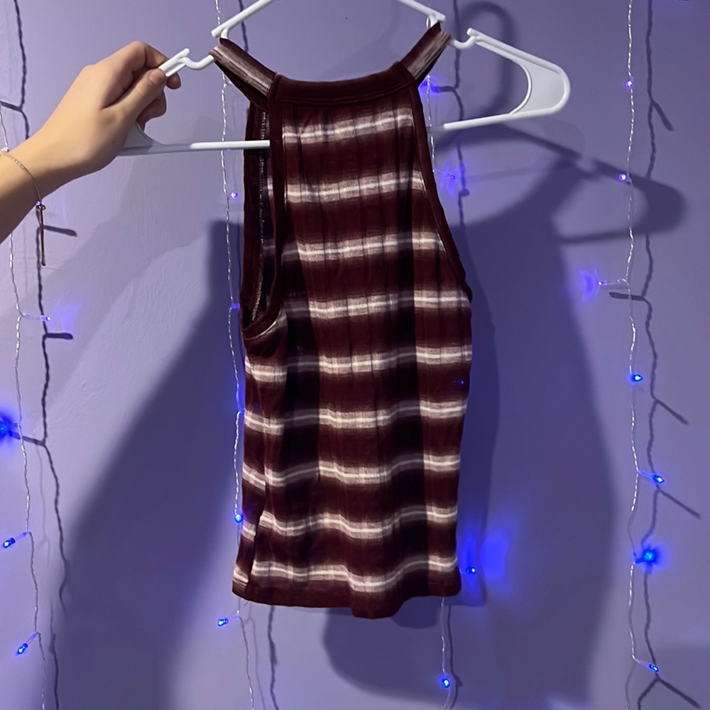 Cute tanked crop (Burgundy color)